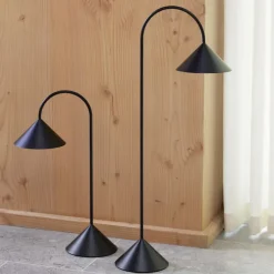 Grasp Bærbar Lampe 72 cm