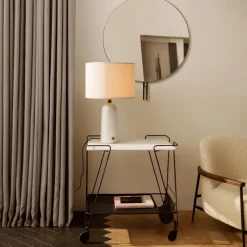 Gravity bordlampe liten hvit marmor