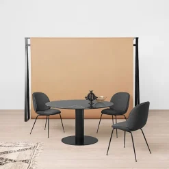 GUBI 2.0 spisebord Ø150 cm svart