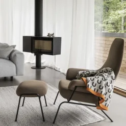 Hai Lounge Chair + Ottoman
