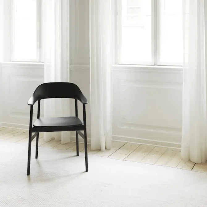 Herit Armchair Oak