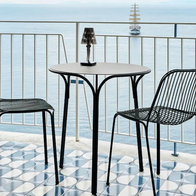 Hiray Table H72