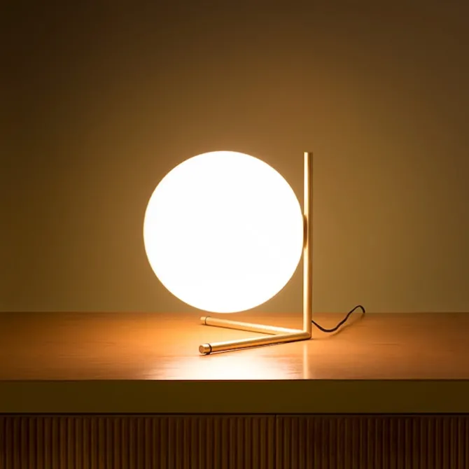 IC T3 bordlampe