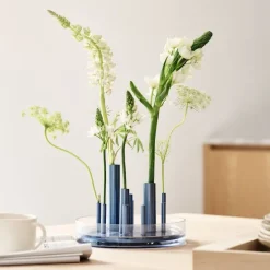 Ikeru vase