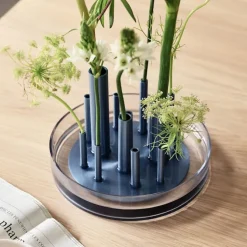 Ikeru vase