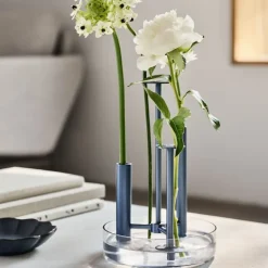Ikeru vase