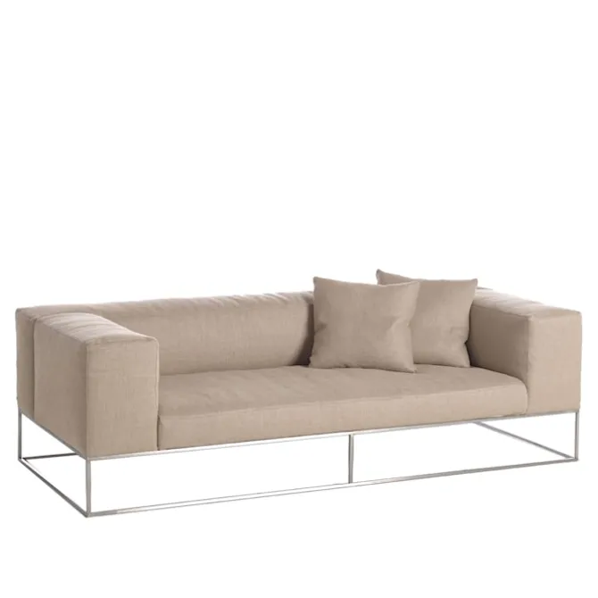 Ile Club Sofa