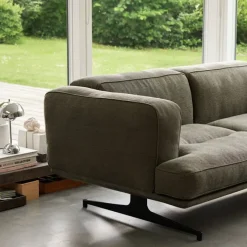 Inland AV22 2-seters sofa polert aluminium ben
