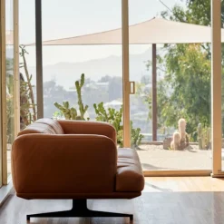 Inland AV23 3-seters sofa polert aluminium ben