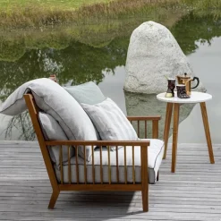 Inout Side Table