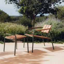 Kallio outdoor lounge chair & footrest