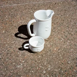 Kantine Pitcher