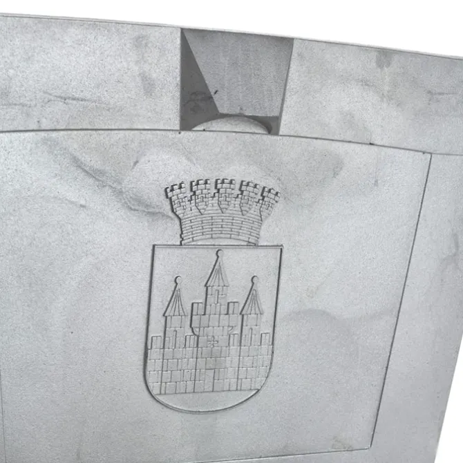Karl XL Plantepotte Emblem