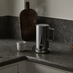Kettle vannkoker i polert stål