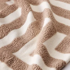 Labyrinth Throw