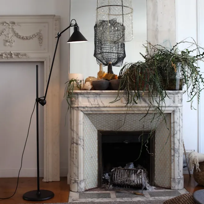 Lampe Gras No215 - konisk - svart sokkel