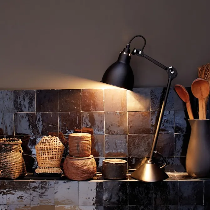 Lampe Gras No205 - Rund - Svart sokkel