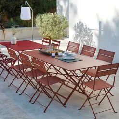 Latitude Chair