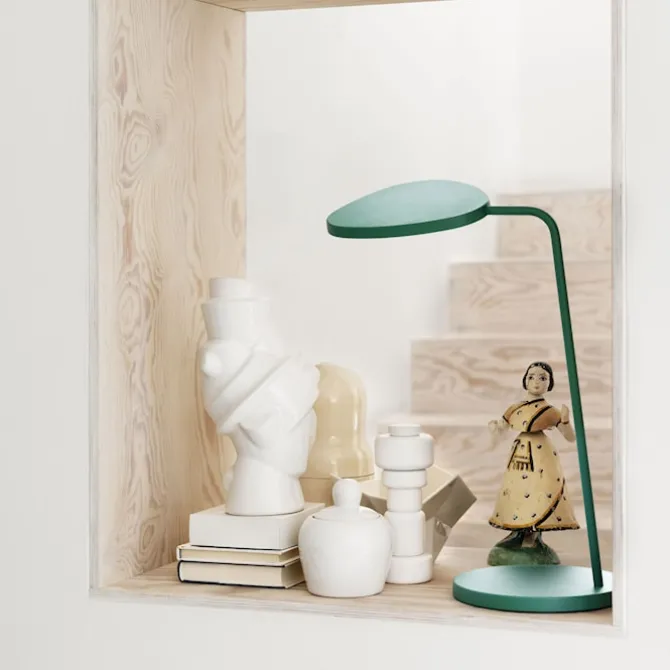 Leaf Table Lamp