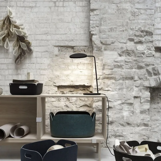 Leaf Table Lamp