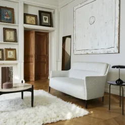 Liam Pedestal Table
