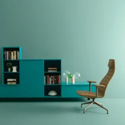 Lotus High Chair