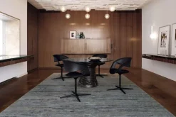 Lox Swivel Chair