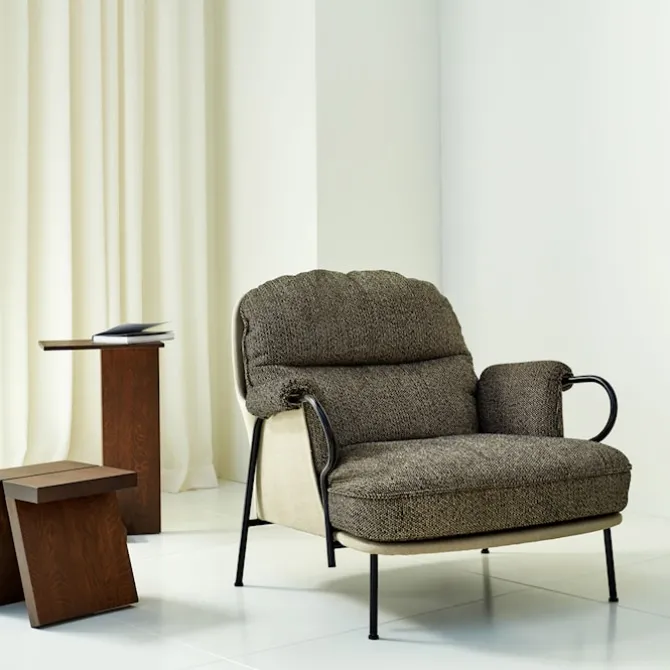 Lyra Lounge