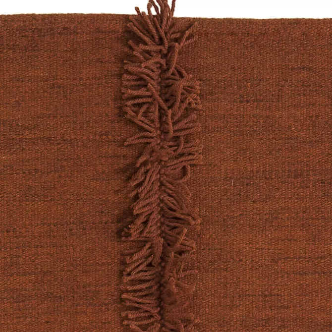 Mía Brick