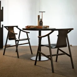 Magistretti 03 01 - Plywood