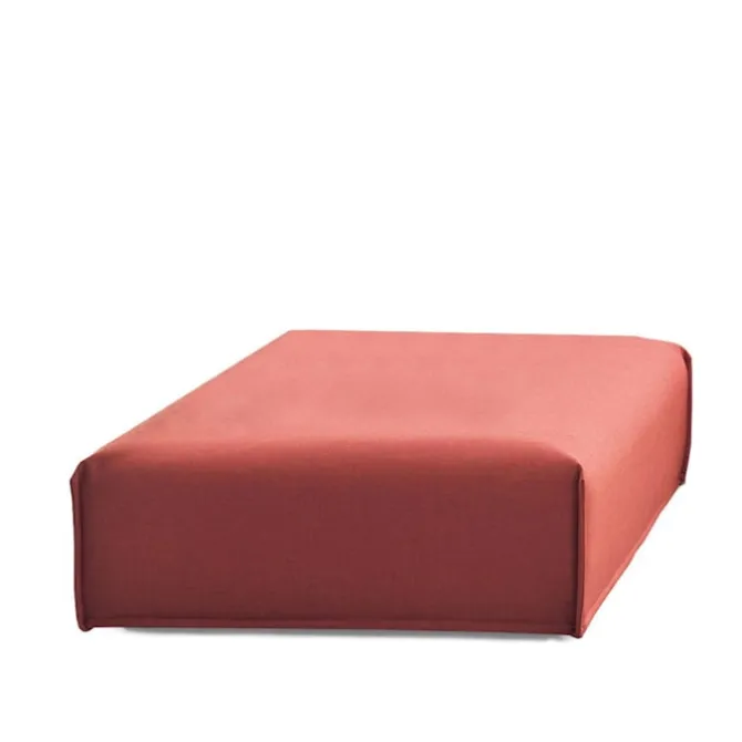M.a.s.s.a.s. Pouf