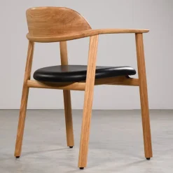 Mati Chair