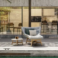 Mbrace Coffee Table