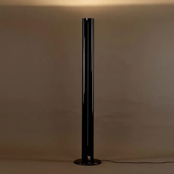 Megaron Gulvlampe