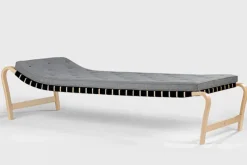 Mi 037 Paris daybed