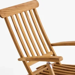 Midsummer deck-chair