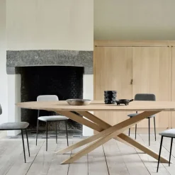 Mikado Oval Dining Table Oak