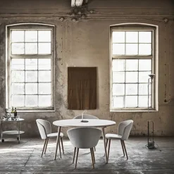 Miss Tail Bord Rundt