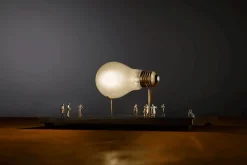 Monument For A Bulb