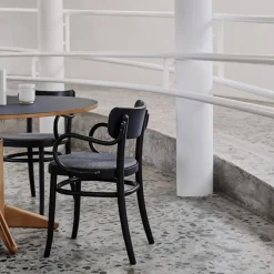 MZO Chair