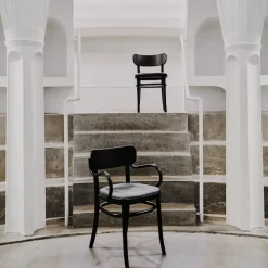 MZO Chair
