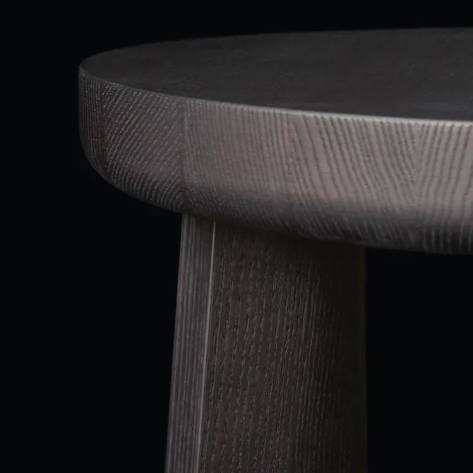 Nara sidebord høyt