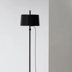 Nendo w132 - Gulvlampe