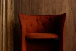 Niche Club Chair