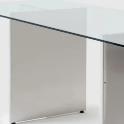 NM20 Table