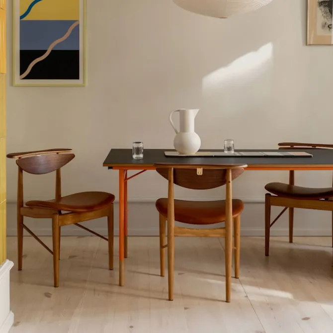 Nyhavn spisebord med klaffar Black Linoleum/Walnut