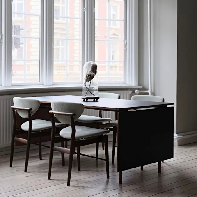 Nyhavn spisebord med klaffar Black Linoleum/Walnut