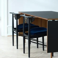Nyhavn spisebord med klaffar Dark oiled oak/black linoleum