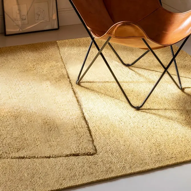 Oblique Rug Amber Pattern C
