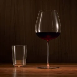Orrefors x Björn Frantzén rødvinsglass 76 cl munnblåst